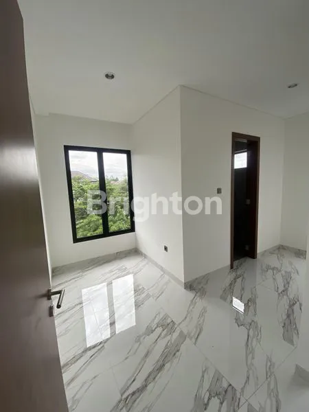 image RUMAH BSD TANGERANG (7)