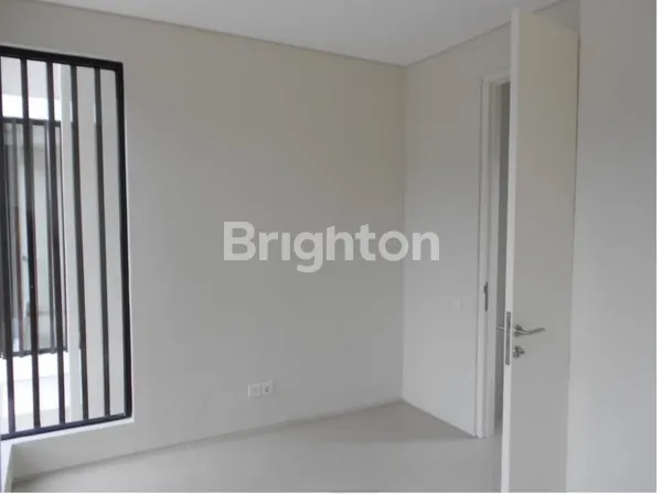 image RUMAH NORTHWEST LAKE CITRALAND (6)