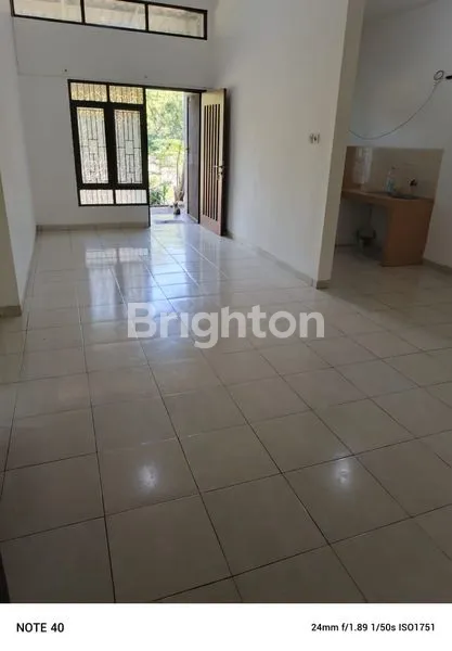 image DIJUAL RUMAH LUAS AREA PERUMAHAN LAWANG STRATEGIS NYAMAN DEKAT TOL LAWANG KABUPATEN MALANG  (7)