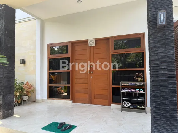 image DIJUAL RUMAH BAGUS MINIMALIS MODERN – SIAP HUNI (1)