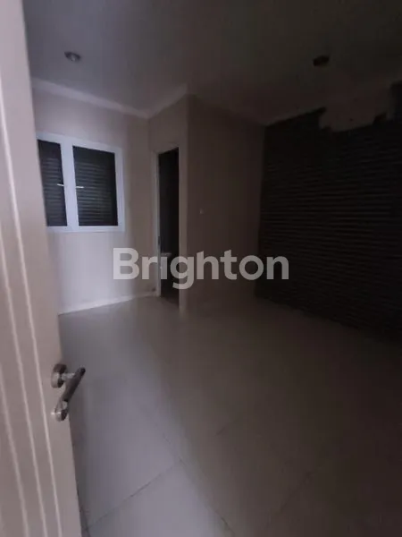 image RUMAH 2 LANTAI SIAP HUNI DI CLUSTER DAVINCHI (4)