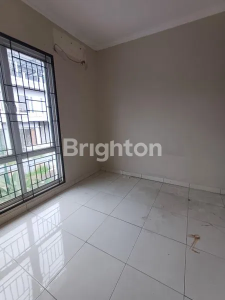 image RUMAH 2 LANTAI SIAP HUNI DI CLUSTER DAVINCHI (5)