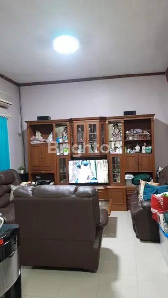 image RUMAH CANTIK LT 240M² DI MARGONDA DEPOK, HARGA MENARIK (2)