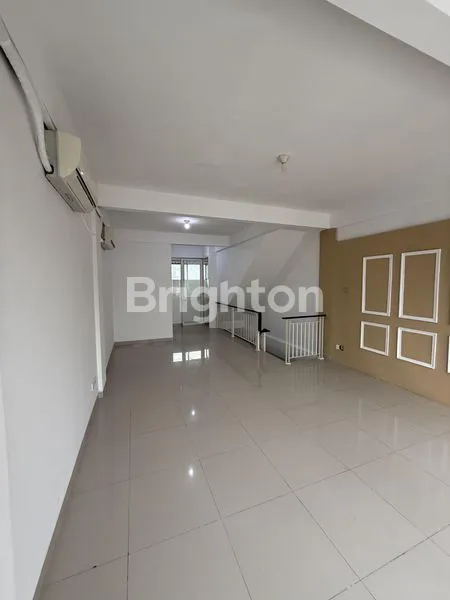 image RUKO STRATEGIS 3 LANTAI, HADAP UTARA, SHM (4)