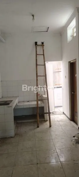 image RUKO STRATEGIS DI SAWOJAJAR, LT 73M² HARGA 2M (4)