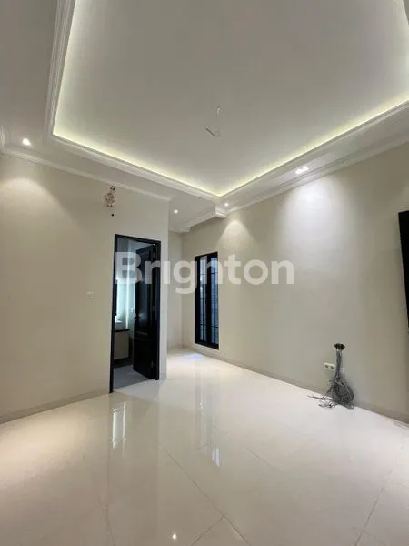 image RUMAH BAGUS BARU 2 LANTAI DICEMPAKA PUTIH JAKPUS (2)