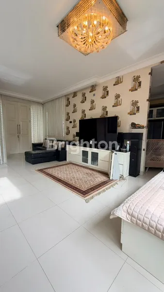 image PAKUWON CITY PERUMAHAN ELIT SURABAYA TIMUR, TERAWAT SIAP HUNI (8)