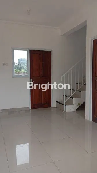 image RUMAH 2 LANTAI DI VILLA KEBUN RAYA CIBINONG 1 (3)