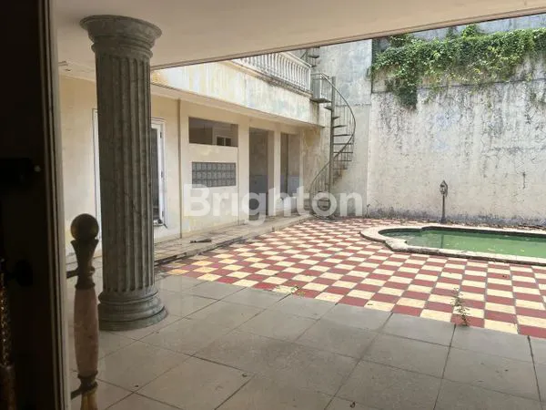 image RUMAH MEWAH 2 LANTAI DI MENTENG, LUAS & STRATEGIS (7)