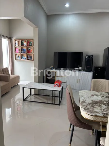 image RUMAH SANGAT STRATEGIS DI BUKIT PALMA CITRALAND, SURABAYA BARAT (3)