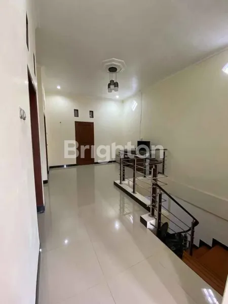 image HUNIAN NYAMAN & TERAWAT 2 LANTAI DI PERUM BUKIT CITRA DARMO SURABAYA BARAT (6)