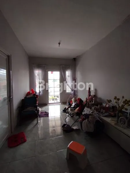 image RUMAH 2 LANTAI DI DAHLIA LOKA GRAHA RAYA (3)