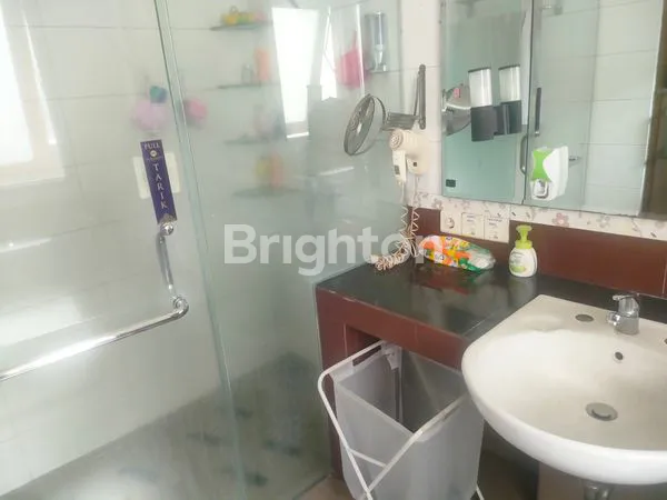 image RUMAH 2 LANTAI GREEN PASTEUR (6)