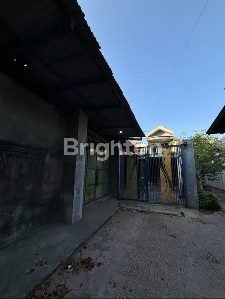 image RUMAH LUAS COCOK UNTUK RUMAH TINGGAL ATAUPUN UNTUK USAHA (8)