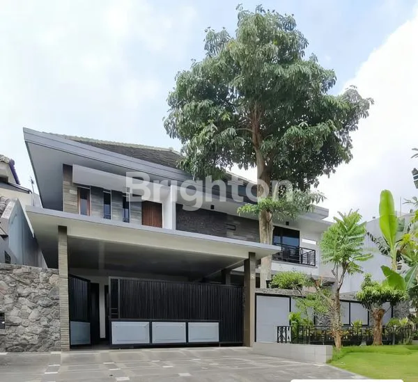 image RUMAH MEWAH FULL PERABOT DEKAT KDS RESTO ARAYA KOTA MALANG (1)