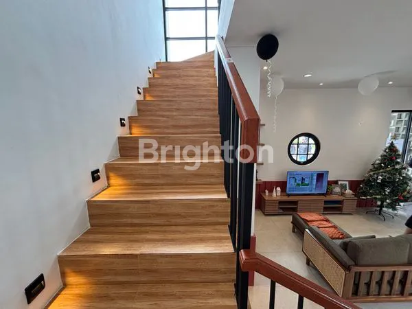 image RUMAH HOOK ELEGAN DAN LUAS DI SIDOARJO (6)