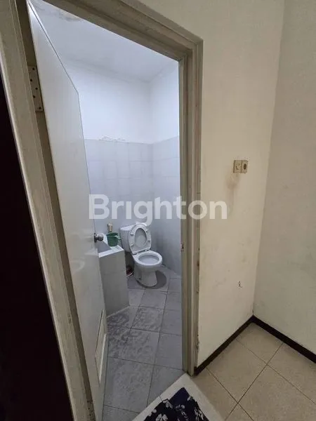 image DIJUAL RUMAH ROYAL KETINTANG REGENCY BELAKANG ROYAL PLAZA  (5)