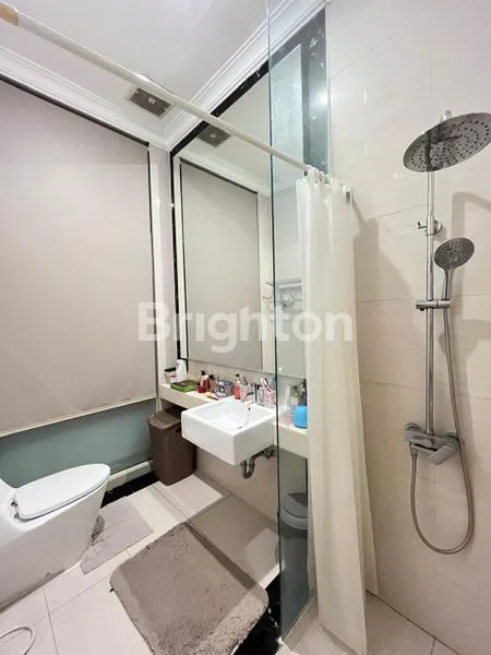 image DIJUAL RUMAH MEWAH – GOLDEN LOCATION CASA TOBAGO, GRAND ISLAND - PAKUWON CITY ! SELANGKAH KE CLUB HOUSE & SEMI-FURNISHED (4)