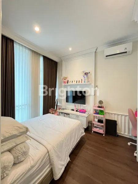 image DIJUAL RUMAH MEWAH – GOLDEN LOCATION CASA TOBAGO, GRAND ISLAND - PAKUWON CITY ! SELANGKAH KE CLUB HOUSE & SEMI-FURNISHED (5)