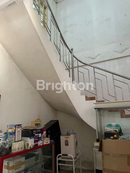 image HUNIAN STRATEGIS DI KEPUTIH, 2 LANTAI, SIAP DITEMPATI (2)