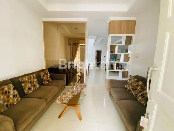 image RUMAH MEWAH 2 LANTAI DI LIPPO CIKARANG, LT 294M² (4)