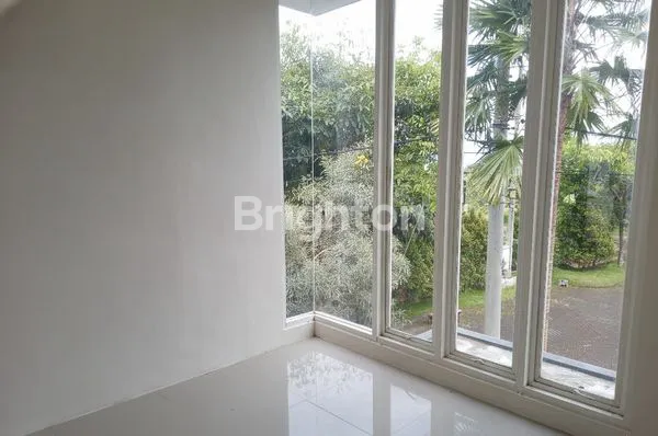 image RUMAH 2 LANTAI RAYA PANDANSARI WAGIR (6)