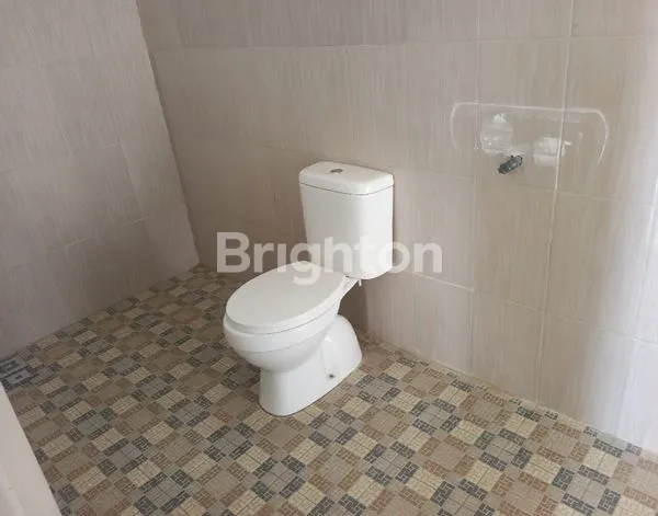 image RUMAH 2 LANTAI RAYA PANDANSARI WAGIR (7)