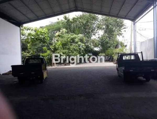 image GUDANG RAYA KENJERAN SIAP PAKAI AKSES CONTAINER 40 FT (4)