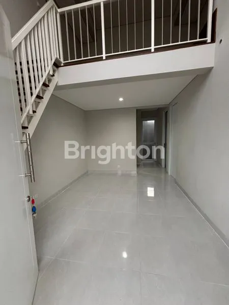 image RUMAH STRATEGIS DI PARAMOUNT PETALS, LT 96M², 3 KT (3)