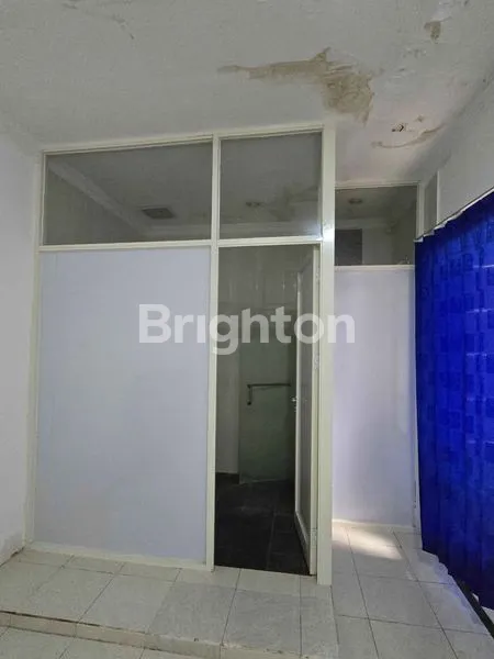 image RUMAH ROYAL KETINTANG REGENCY BELAKANG ROYAL PLAZA MALL (4)