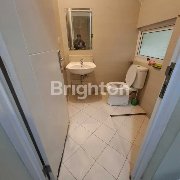 image DIJUAL RUMAH  MEWAH 2 LANTAI DI CLUSTER PREMIUM KOTA WISATA (5)