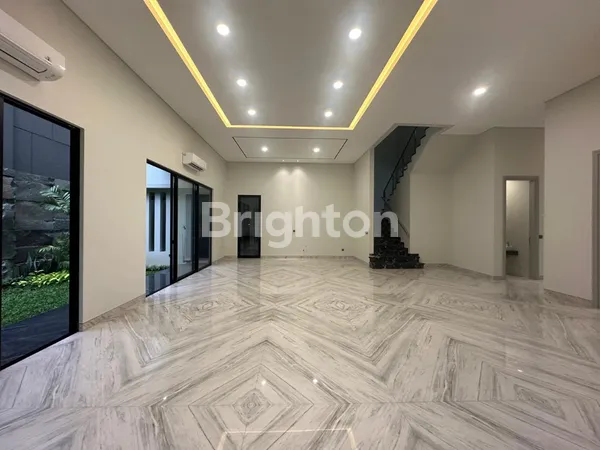 image RUMAH BARU MODERN MINIMALIS SPLIT LEVEL PAKUWON DEKAT GRAHA DAN CITRALAND (3)