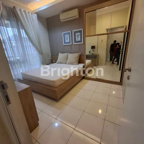 image DIJUAL RUMAH  MEWAH 2 LANTAI DI CLUSTER PREMIUM KOTA WISATA (7)