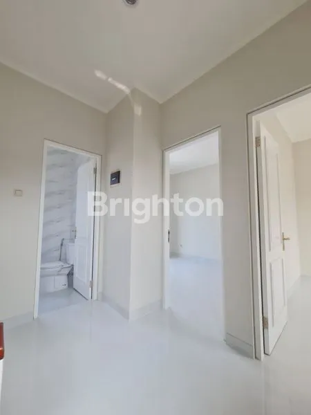 image DIJUAL RUMAH 2 LANTAI, TYPE MINIMALIS, CANTIK, SANGAT SIAP HUNI, BARU SELESAI RENOVASI. (4)