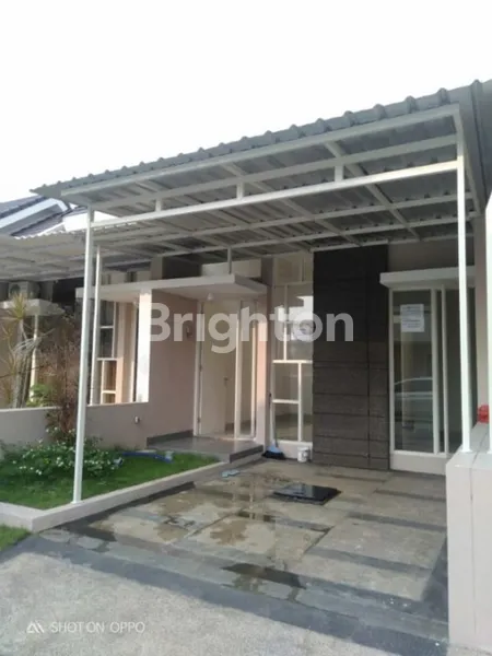 image RUMAH SIAP HUNI UNDER 1M DI PURI SAFIRA REGENCY MENGANTI  (2)