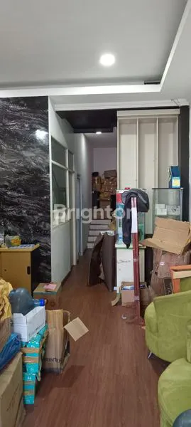image RUKO 3 LANTAI DI KOMPLEKS RUKO INKOPAL DENGAN POSISI HOEK DAN MENGHADAP LANGSUNG KE JALAN RAYA UTAMA DAERAH KELAPA GADING, JAKARTA UTARA (2)