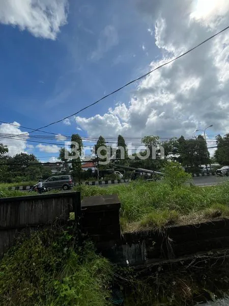 image DIJUAL TANAH DAN BANGUNAN EKS RESTO LOKASI SUPER STRATEGIS DI KAWASAN BY PASS SANUR (5)