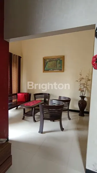 image RUMAH MODERN MINIMALIS SIAP HUNI DI KOTA BLITAR (3)