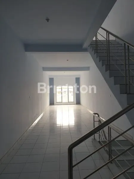 image RUKO STRATEGIS DEKAT PANTAI LOSARI, 4 LANTAI (5)