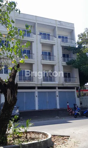 RUKO STRATEGIS DEKAT PANTAI LOSARI, 4 LANTAI