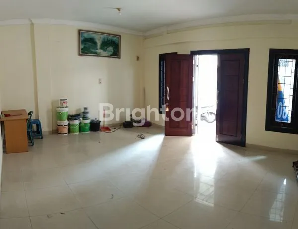 image HUNIAN STRATEGIS 2 LANTAI, 3 KAMAR, DEKAT MALL PEKANBARU (3)