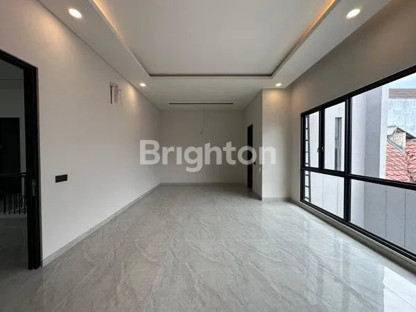 image RUMAH BARU MINIMALIS 2 LANTAI CITRALAND DEKAT GWALK, GRAHA DAN PAKUWON (7)