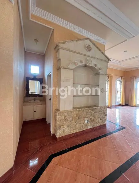 image RUMAH MEWAH HOOK 7 KT DI RENON (5)