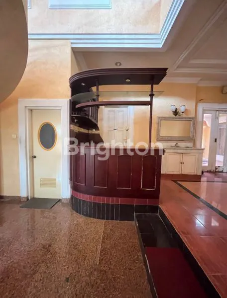 image RUMAH MEWAH HOOK 7 KT DI RENON (6)