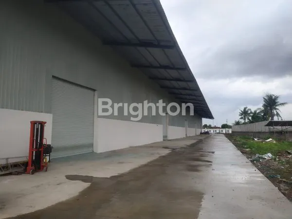 image DISEWAKAN GUDANG LUAS & SIAP OPERASIONAL – SEPATAN, TANGERANG (2)
