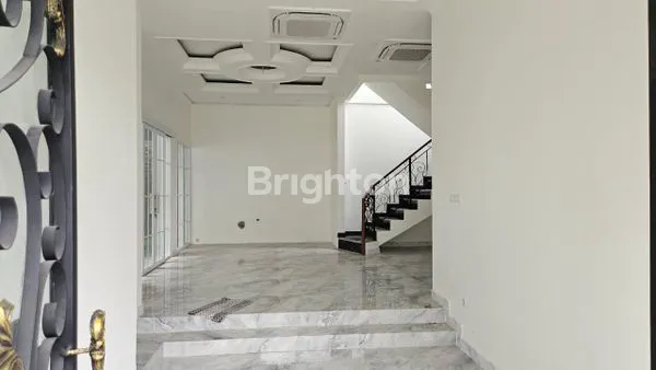 image RUMAH CANTIK DAN MEWAH (3)