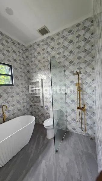 image RUMAH CANTIK DAN MEWAH (5)