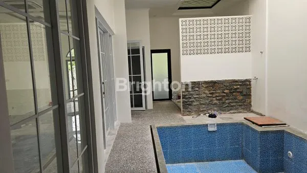 image RUMAH CANTIK DAN MEWAH (8)