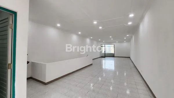 image DIJUAL RUKO MEWAH 3 LANTAI PUSAT KOTA MENGHADAP JALAN RAYA (6)
