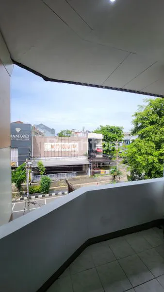 image DIJUAL RUKO MEWAH 3 LANTAI PUSAT KOTA MENGHADAP JALAN RAYA (8)